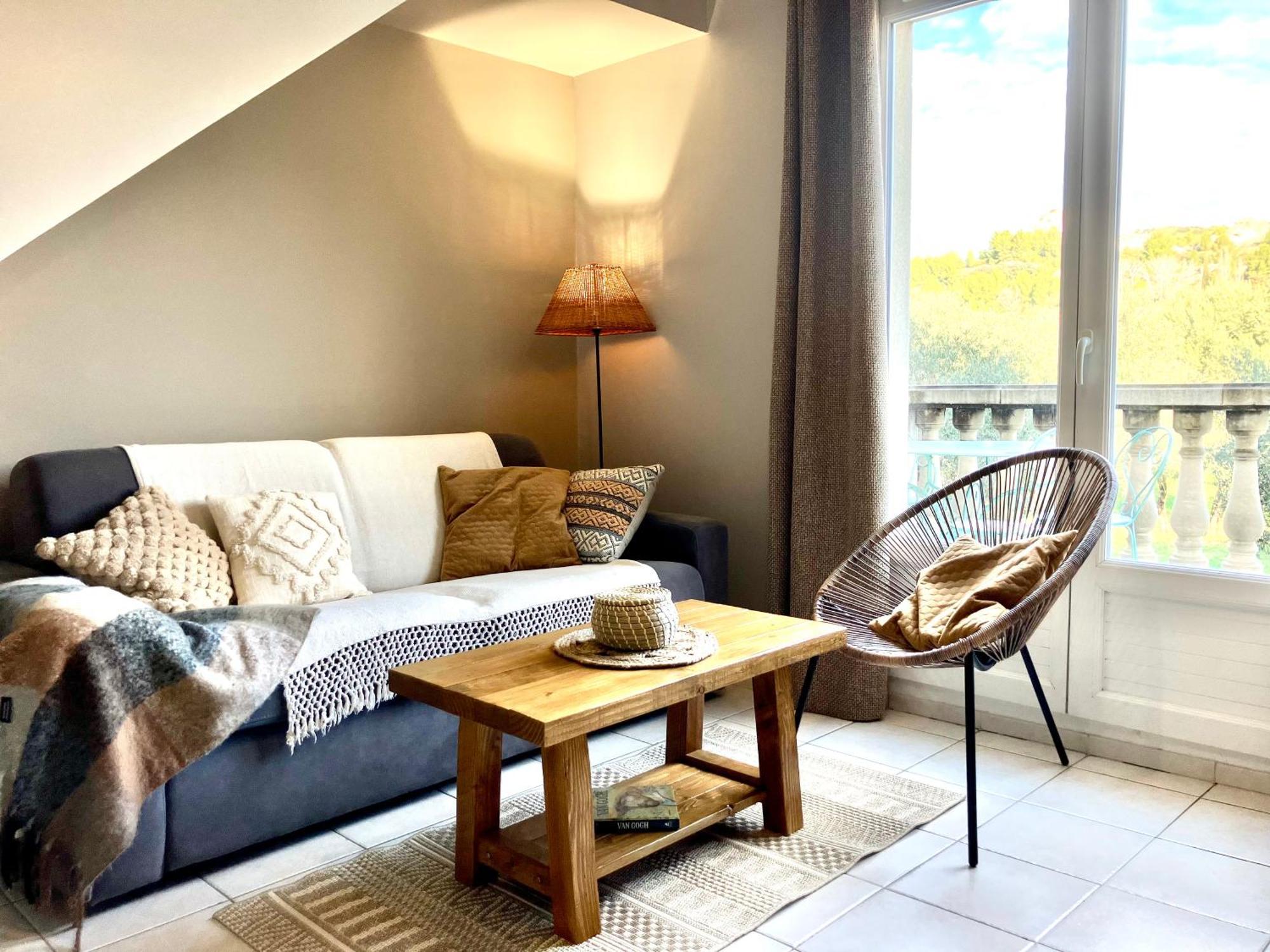 Appartement Vue Magnifique Sur Les Alpilles, Residence Avec Piscine Paradou Exterior photo